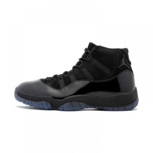 RETRO 11 ‘CAP AND GOWN’