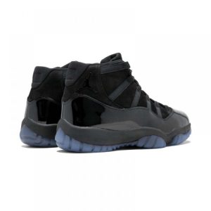 RETRO 11 ‘CAP AND GOWN’
