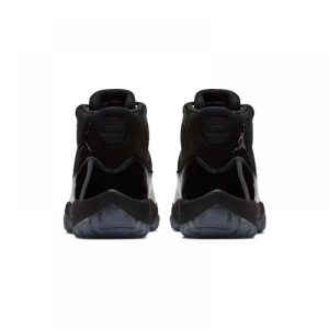 RETRO 11 ‘CAP AND GOWN’
