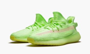 Yeezys Boost 350 V2 “Glow in the Dark”