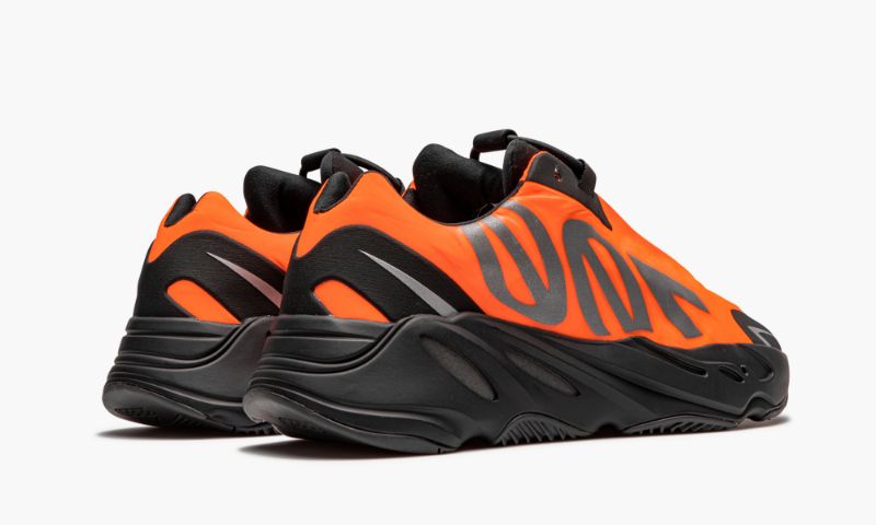 adidas-yeezy-yeezy-boost-700-mnvn-orange_15283830_27541528_800.jpg