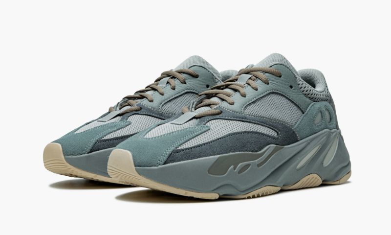 adidas-yeezy-yeezy-boost-700-teal-blue_14699584_27536850_800.jpg