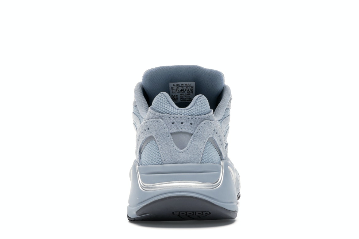 yeezys-boost-700-v2-hospital-blue-004.jpg