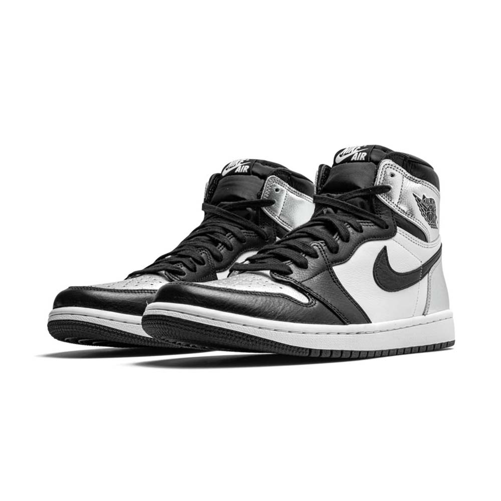 Wmns Air Jordan 1 Retro High OG 'Silver Toe' - Image 2